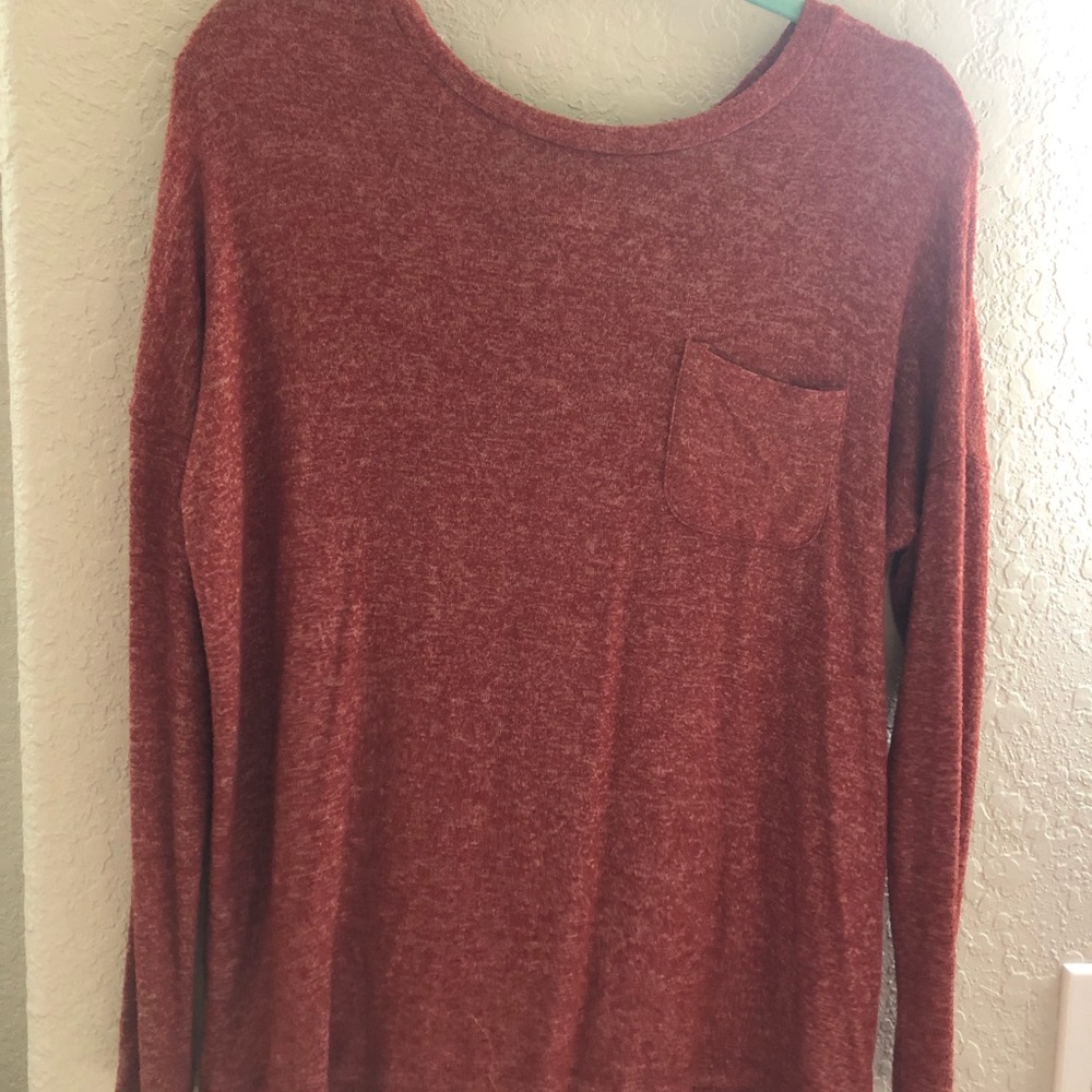 Burnt orange long sleeved shirt
